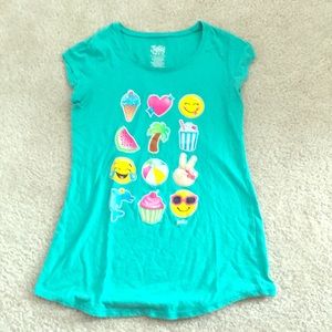 Girls Size 14 Justice t-shirt.